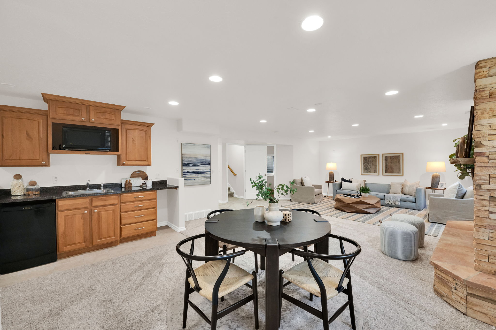 CRYSTAL COVE - Residential