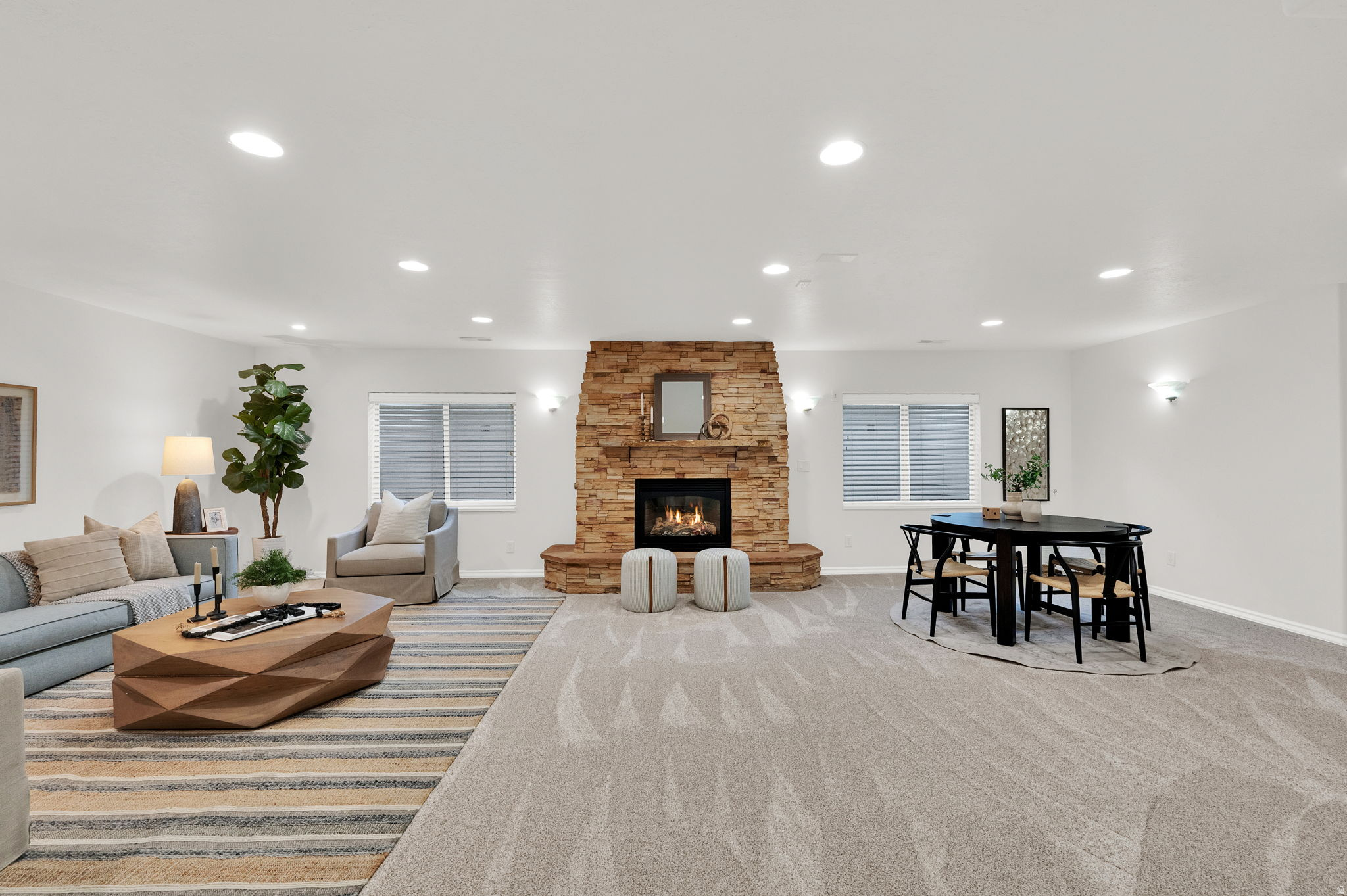 CRYSTAL COVE - Residential