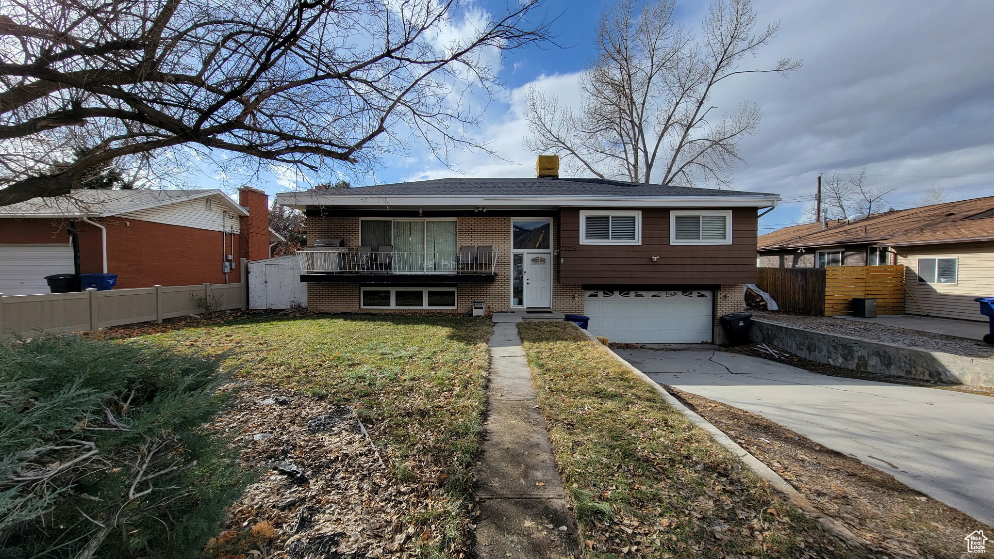 Wonderful home in great neighborhood!  A new job forces the move, so their upgrades are your gain!  Carpet & paint all redone within last few years.  Roof about 3 years old.  Custom kitchen with lots of storage space, silestone countertops, bamboo flooring & amazing island.   Garage has  workbench, cabinets, shelves & fire cabinet.  2 refrigerators also included.  Great location, just a few minutes to canyons, skiing, freeway,  shopping & more.  Many items in home can also be negotiable, if interested.