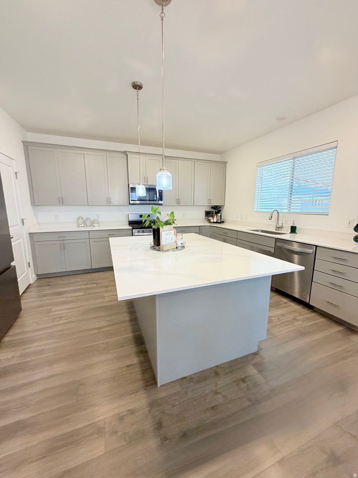 GRANTSVILLE ESTATES - Residential