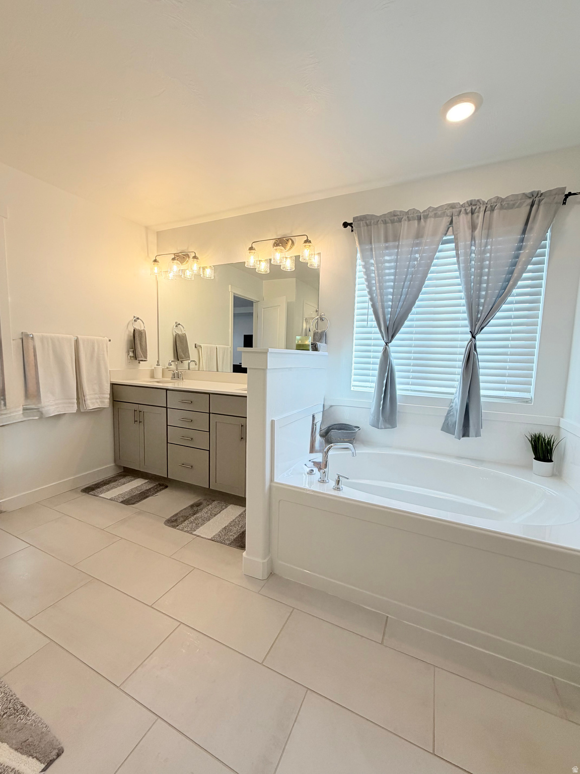 GRANTSVILLE ESTATES - Residential