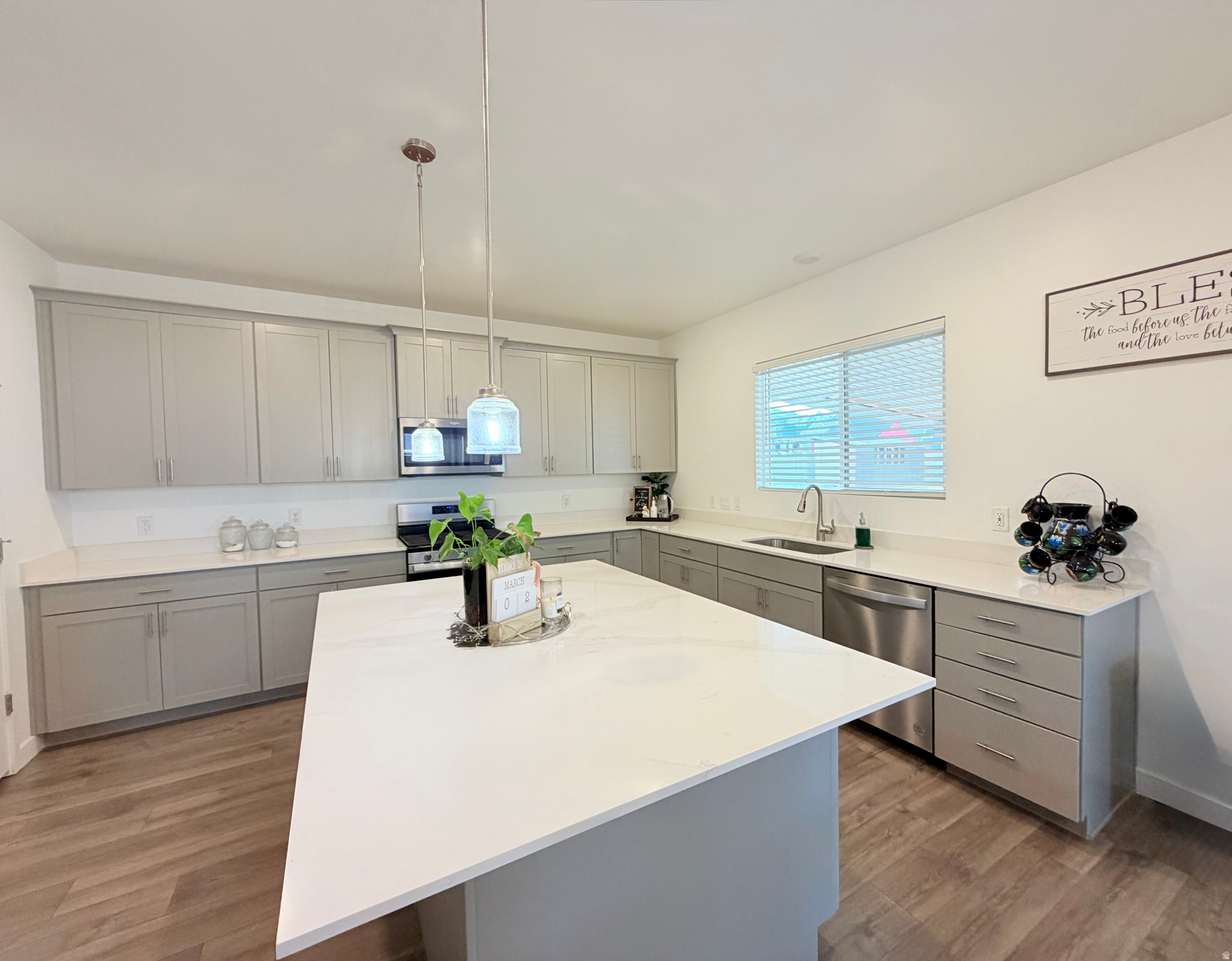 GRANTSVILLE ESTATES - Residential