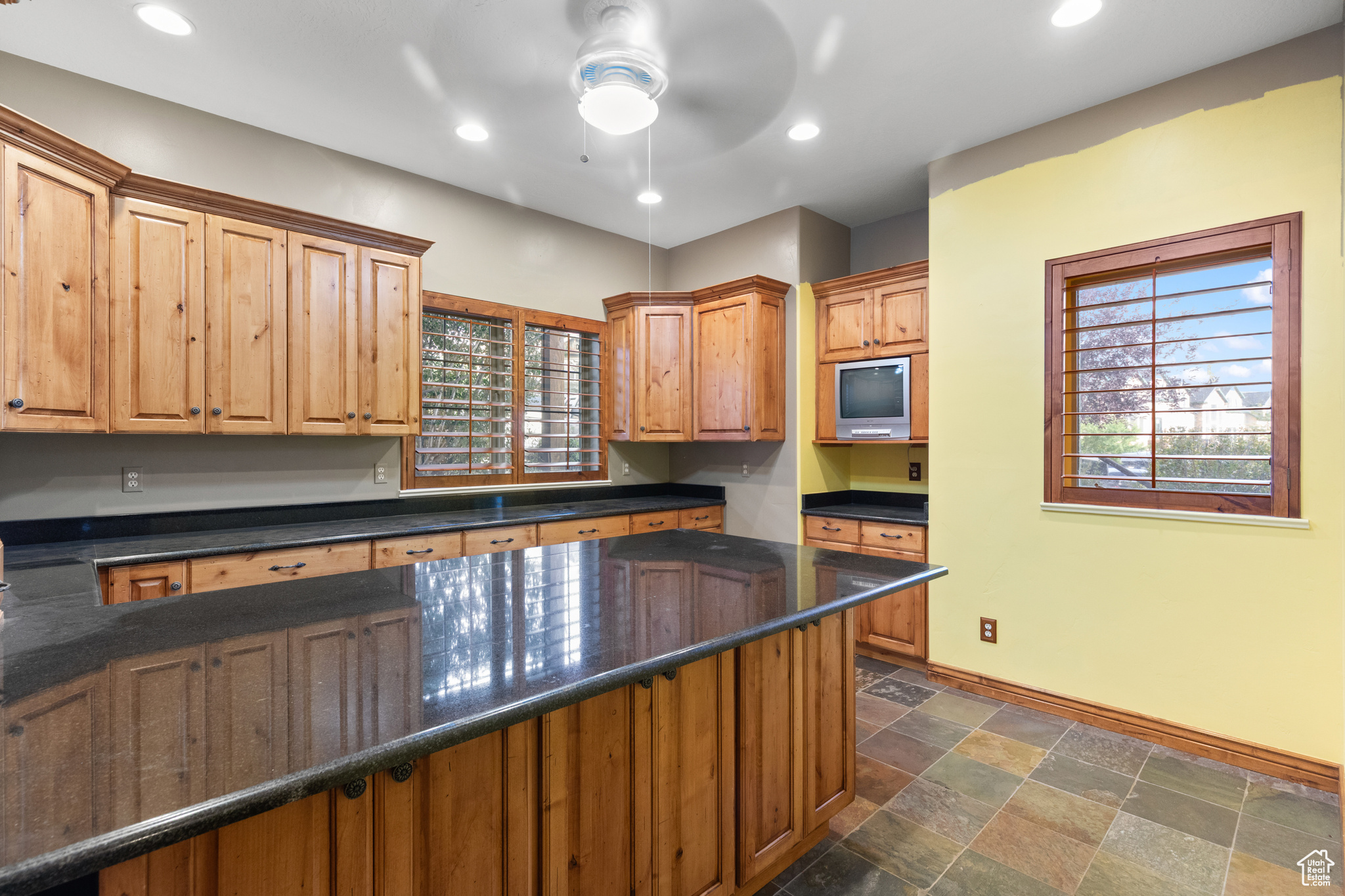 THE CASCADES - Residential