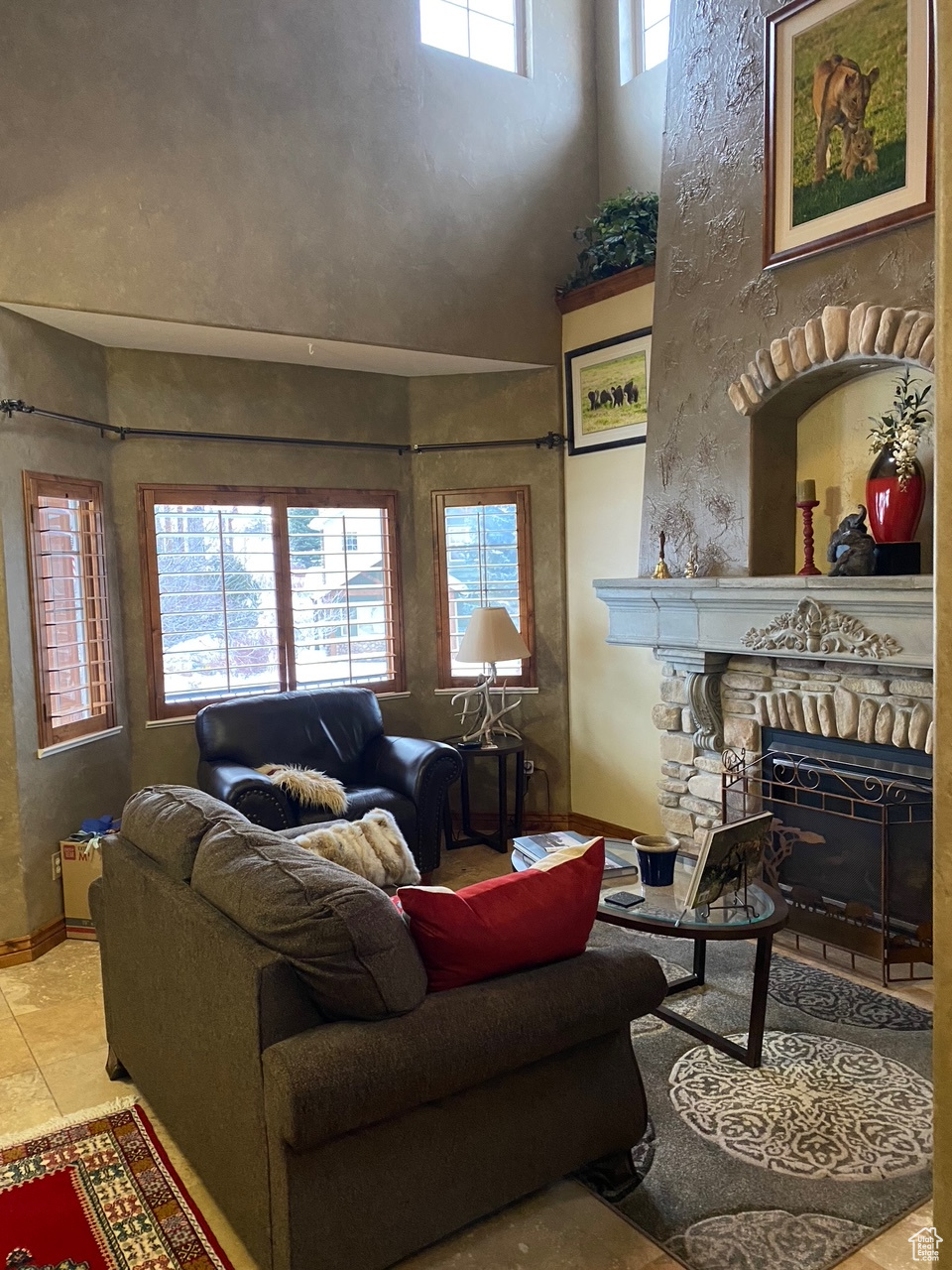 THE CASCADES - Residential