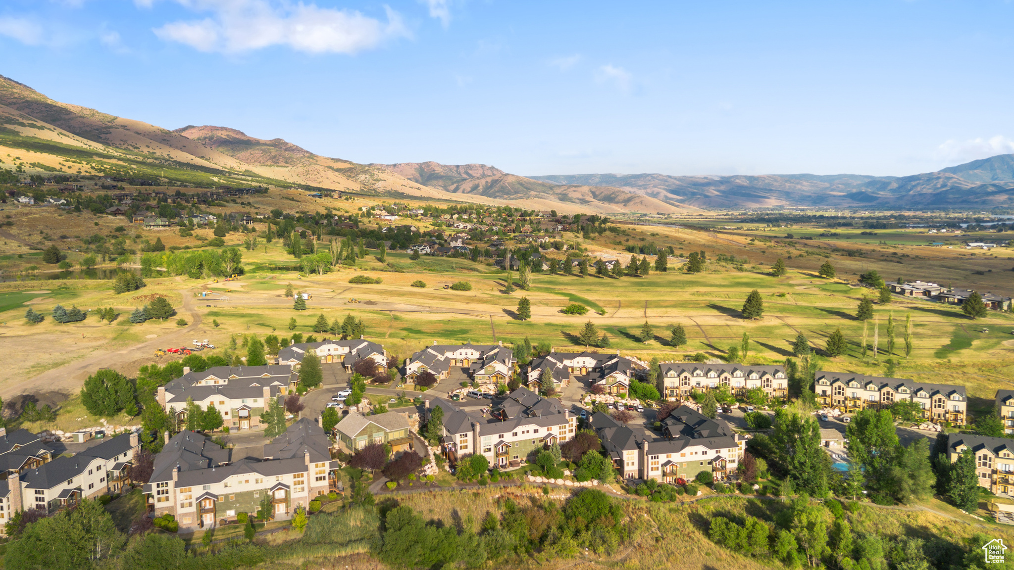 THE CASCADES - Residential