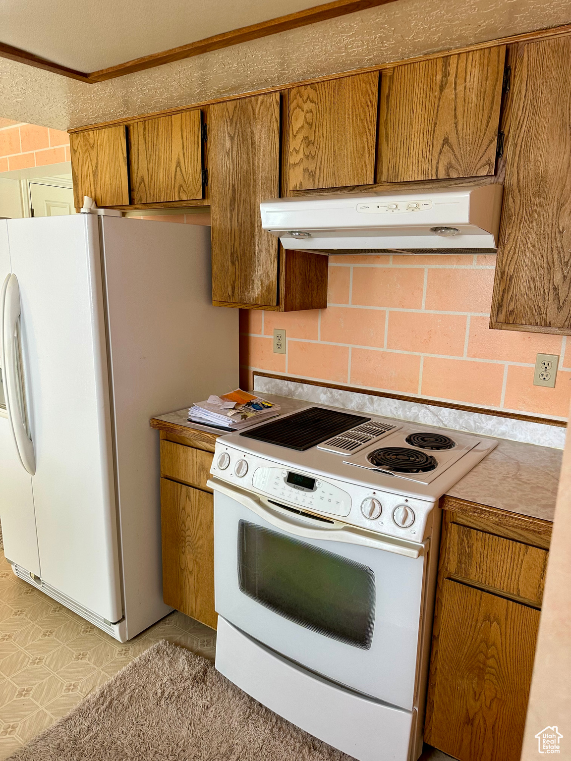 40 W Rock Canyon Rd Rd, Clawson, Utah image 9