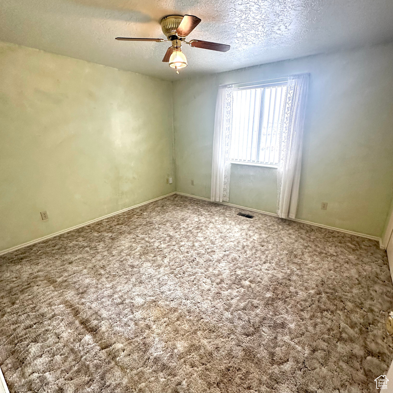 40 W Rock Canyon Rd Rd, Clawson, Utah image 25