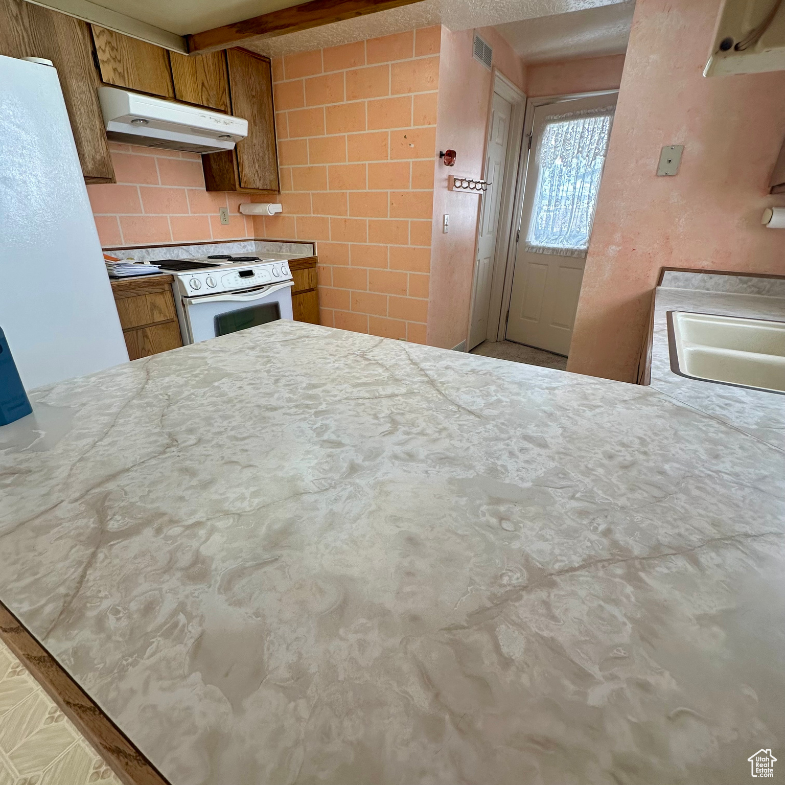 40 W Rock Canyon Rd Rd, Clawson, Utah image 11
