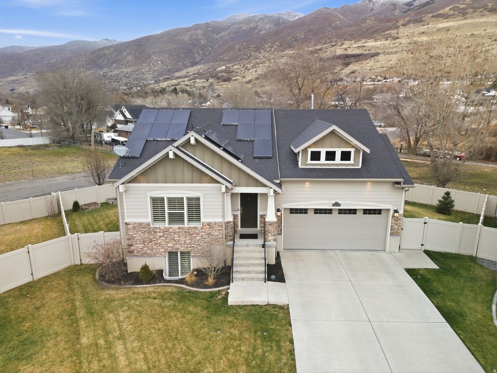 Photo of 2340 N 650 W, Centerville, UT 84014 (MLS # 2136859)