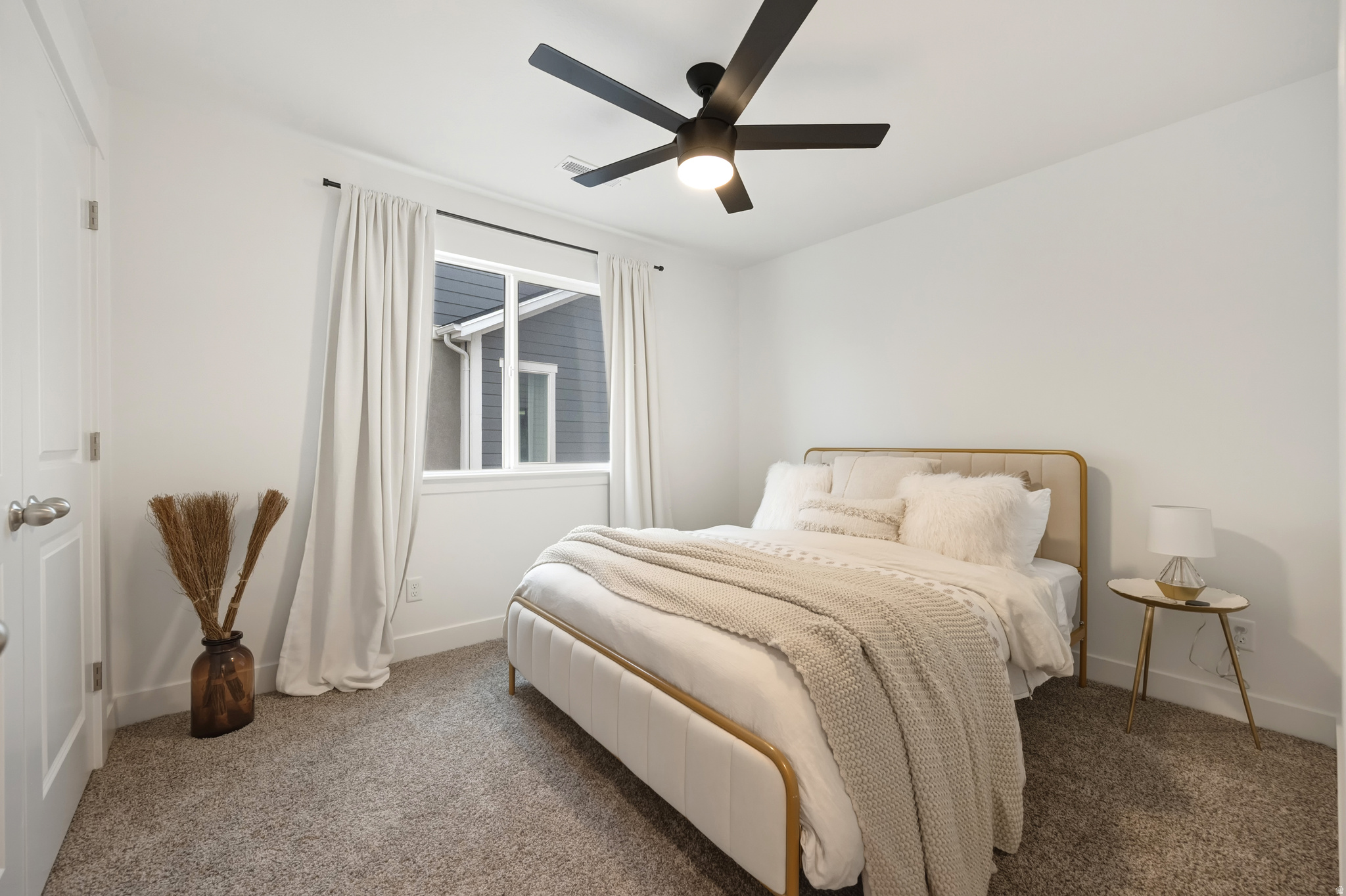 RIDGEHORNE - Residential