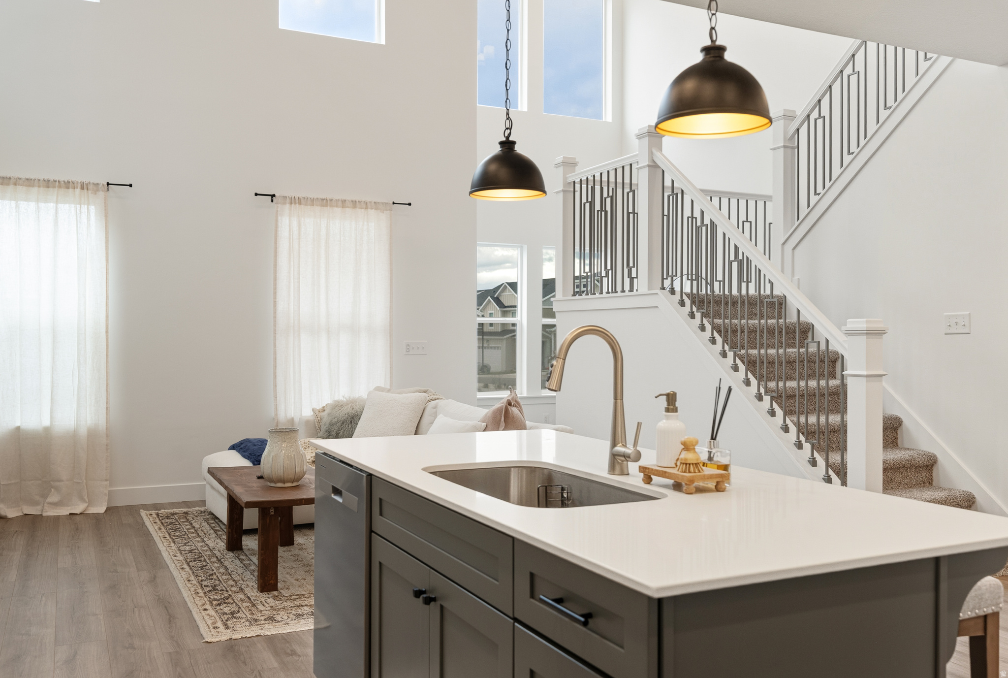 RIDGEHORNE - Residential