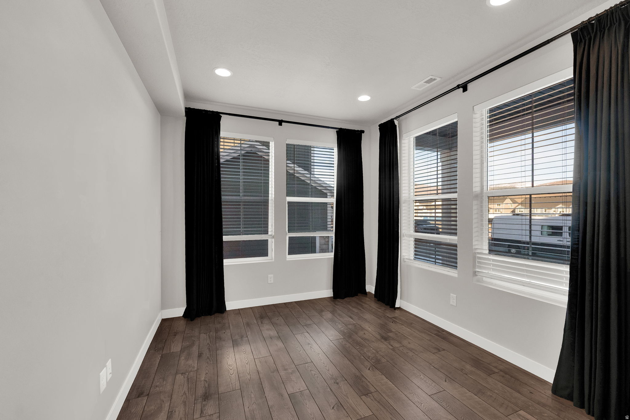 FRANCIS COMMONS - Residential