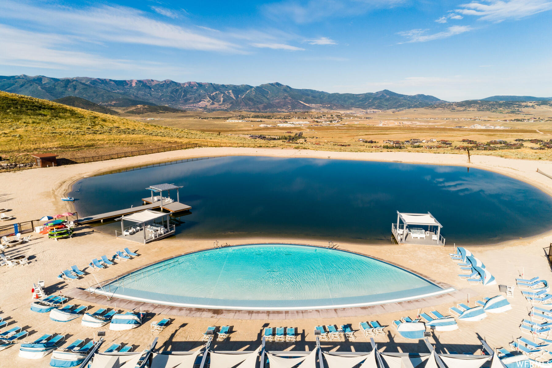 PINNACLE PORTFOLIO - Residential