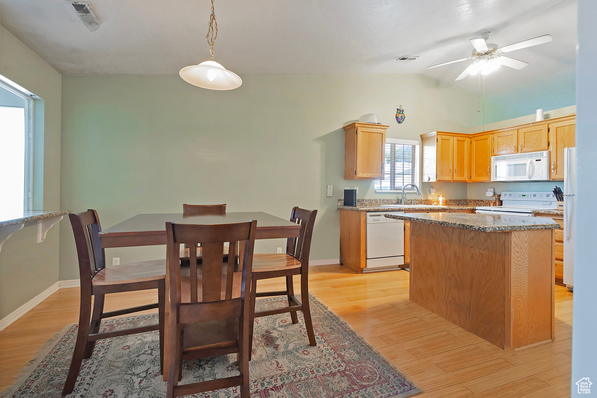 CENTENNIAL PARK - Residential