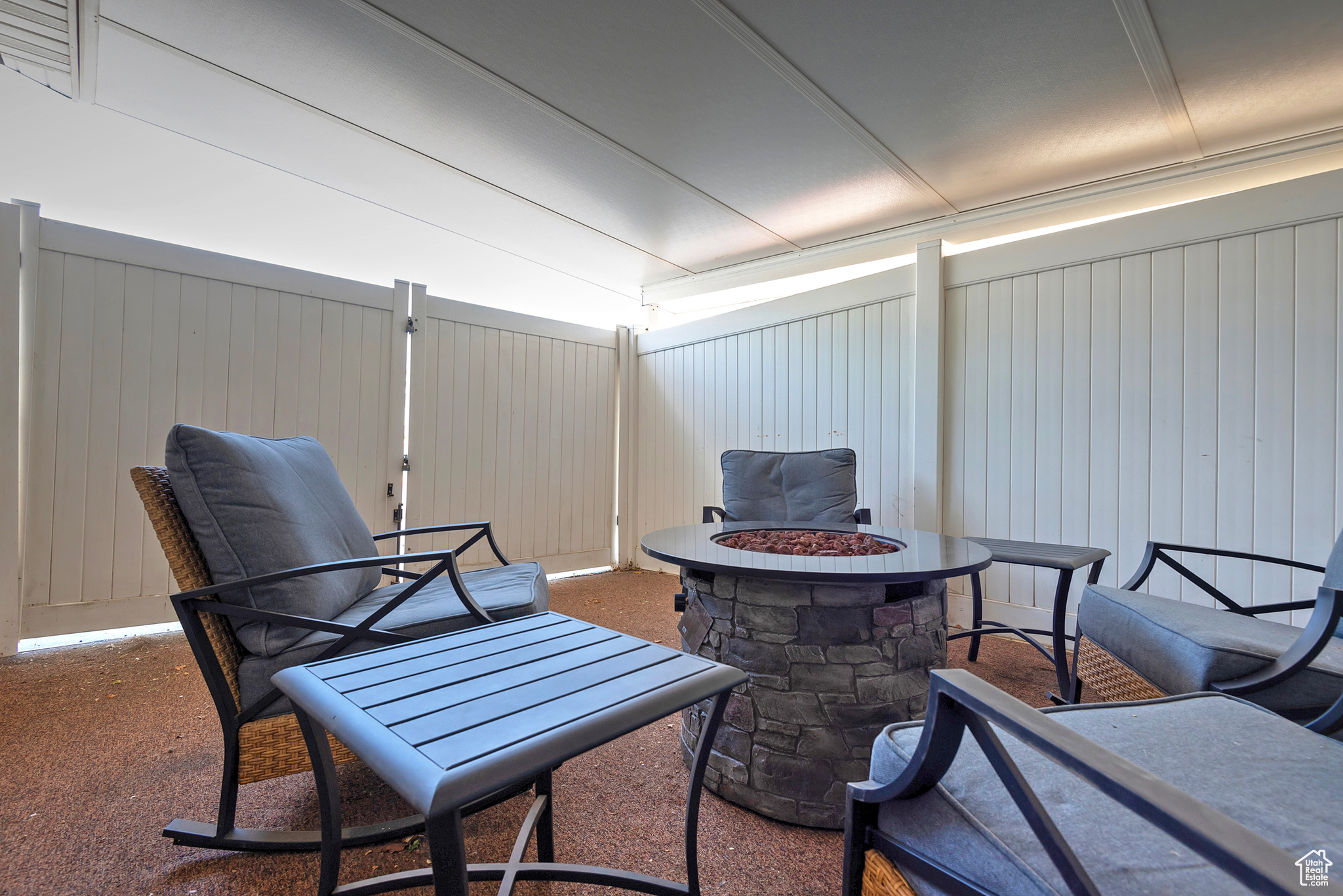 CENTENNIAL PARK - Residential