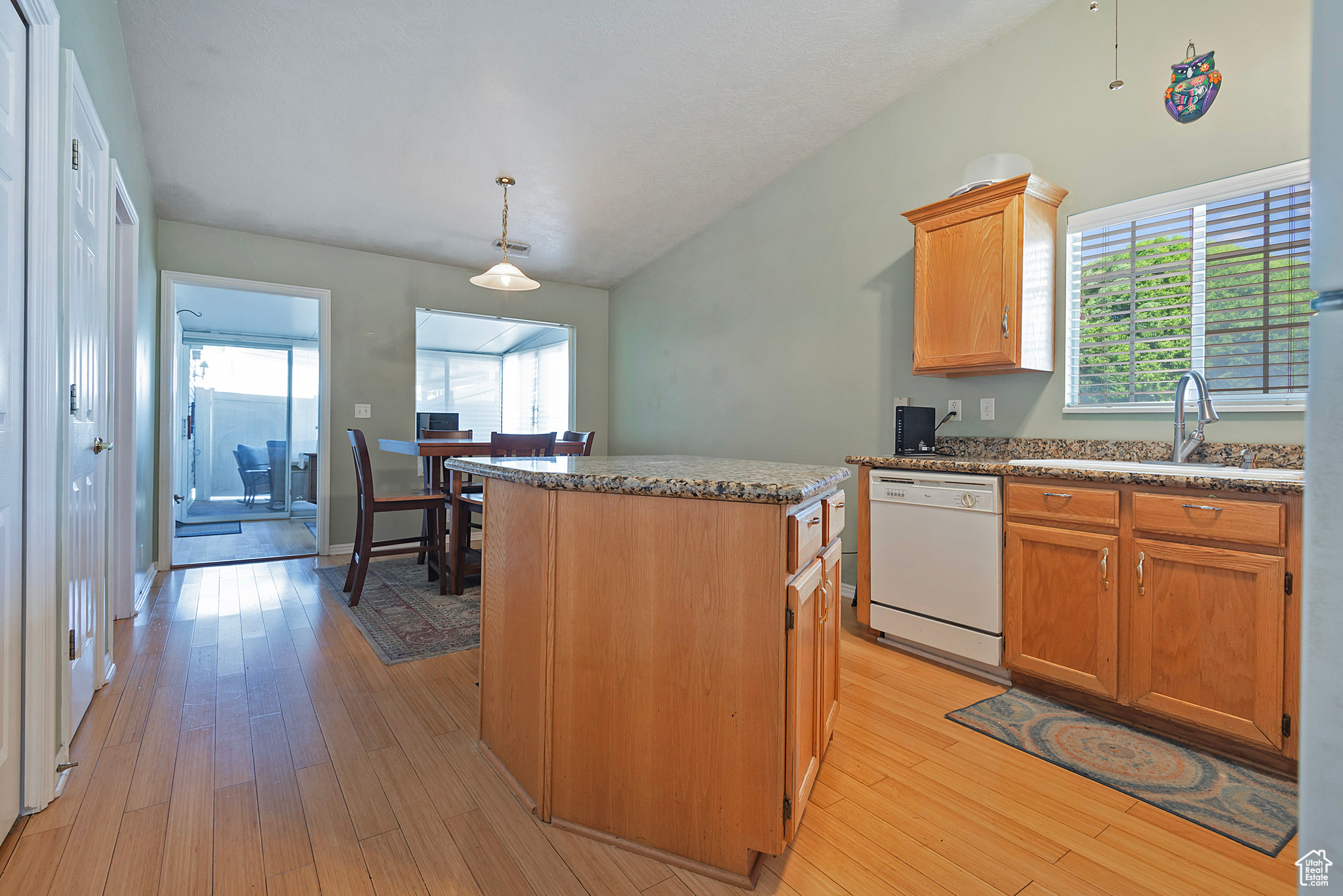 CENTENNIAL PARK - Residential