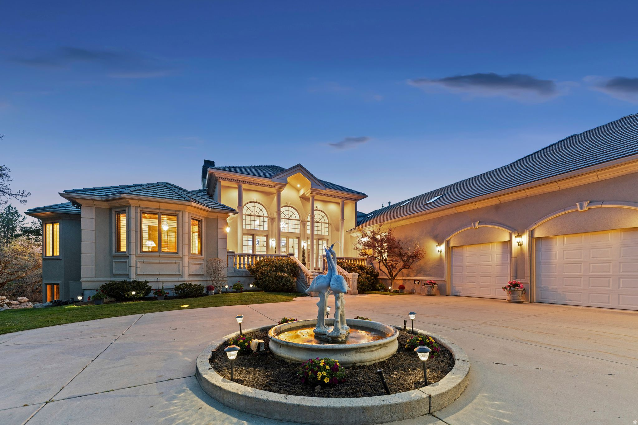 SEVEN SPRINGS - Residential