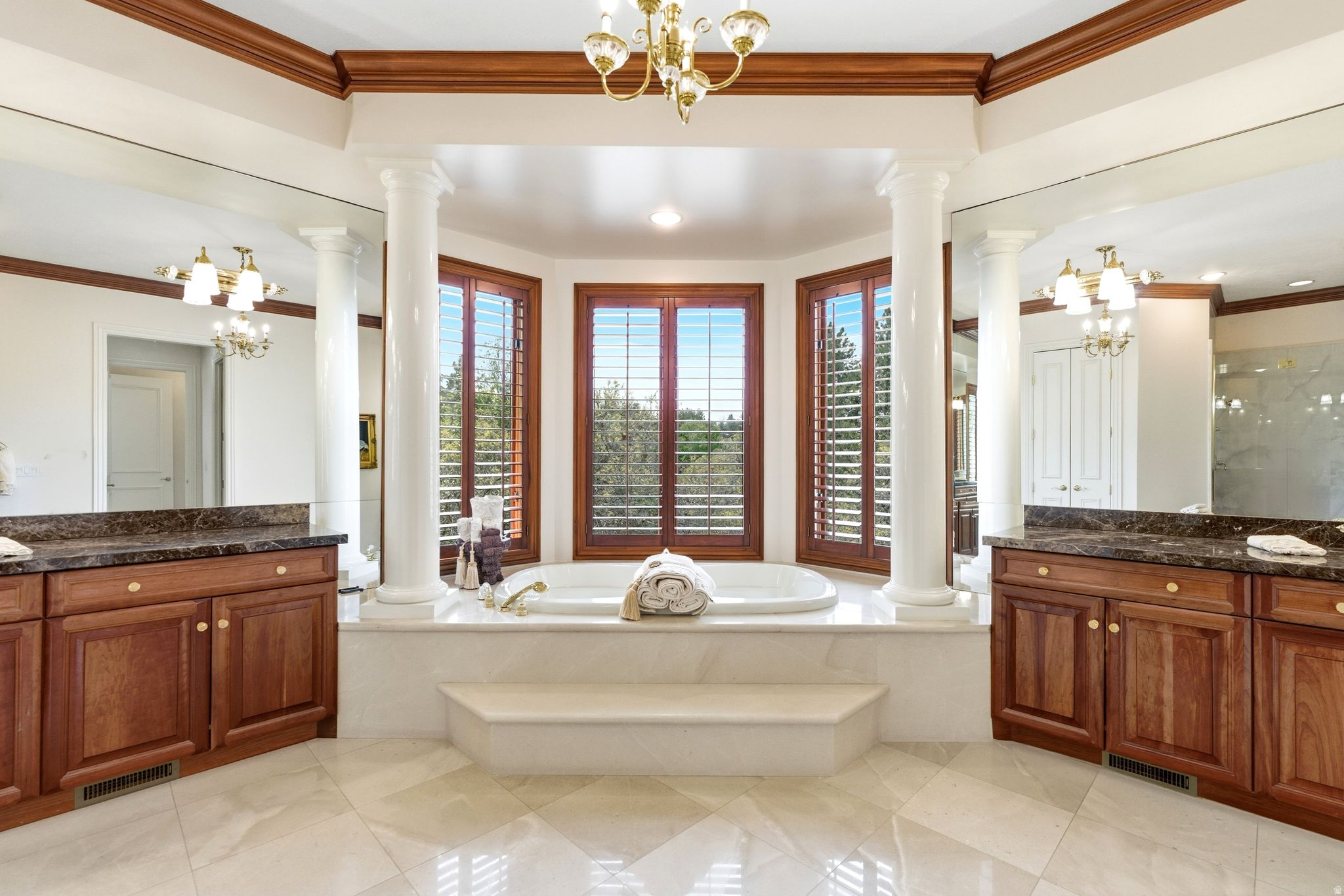SEVEN SPRINGS - Residential
