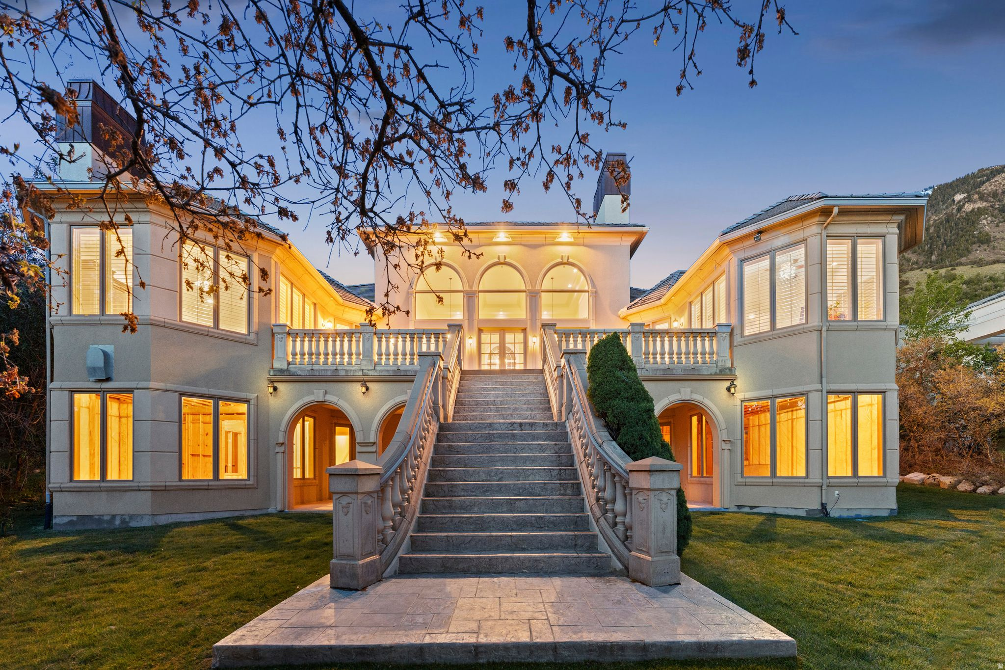 SEVEN SPRINGS - Residential