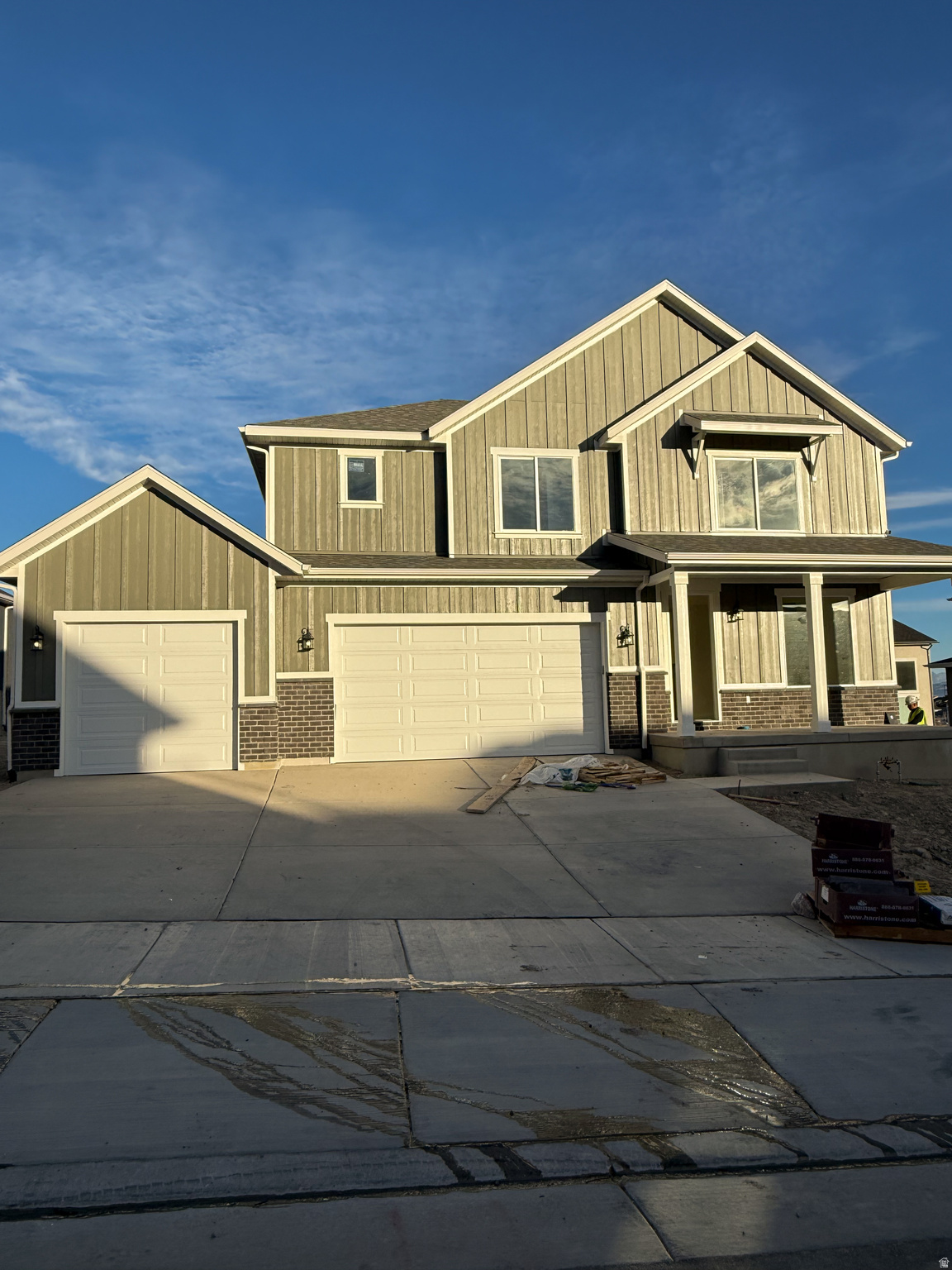 OQUIRRH WEST - Residential