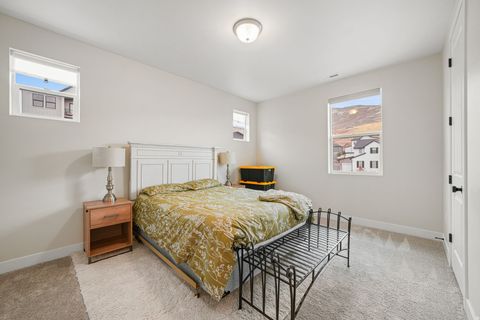 Tiny photo for 1802 W OAK CREEK CIR, Lehi, UT 84048 (MLS # 2122657)