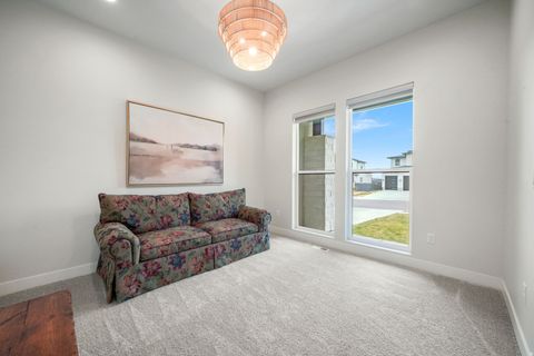 Tiny photo for 1802 W OAK CREEK CIR, Lehi, UT 84048 (MLS # 2122657)