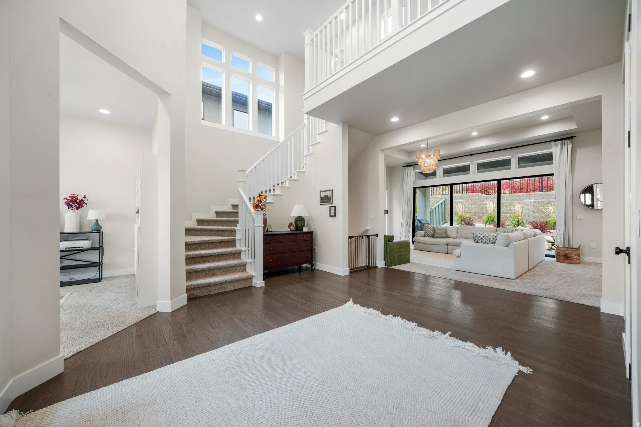 CANYON POINT - Residential