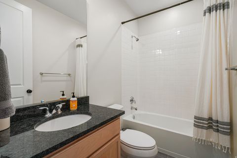 Tiny photo for 1802 W OAK CREEK CIR, Lehi, UT 84048 (MLS # 2122657)