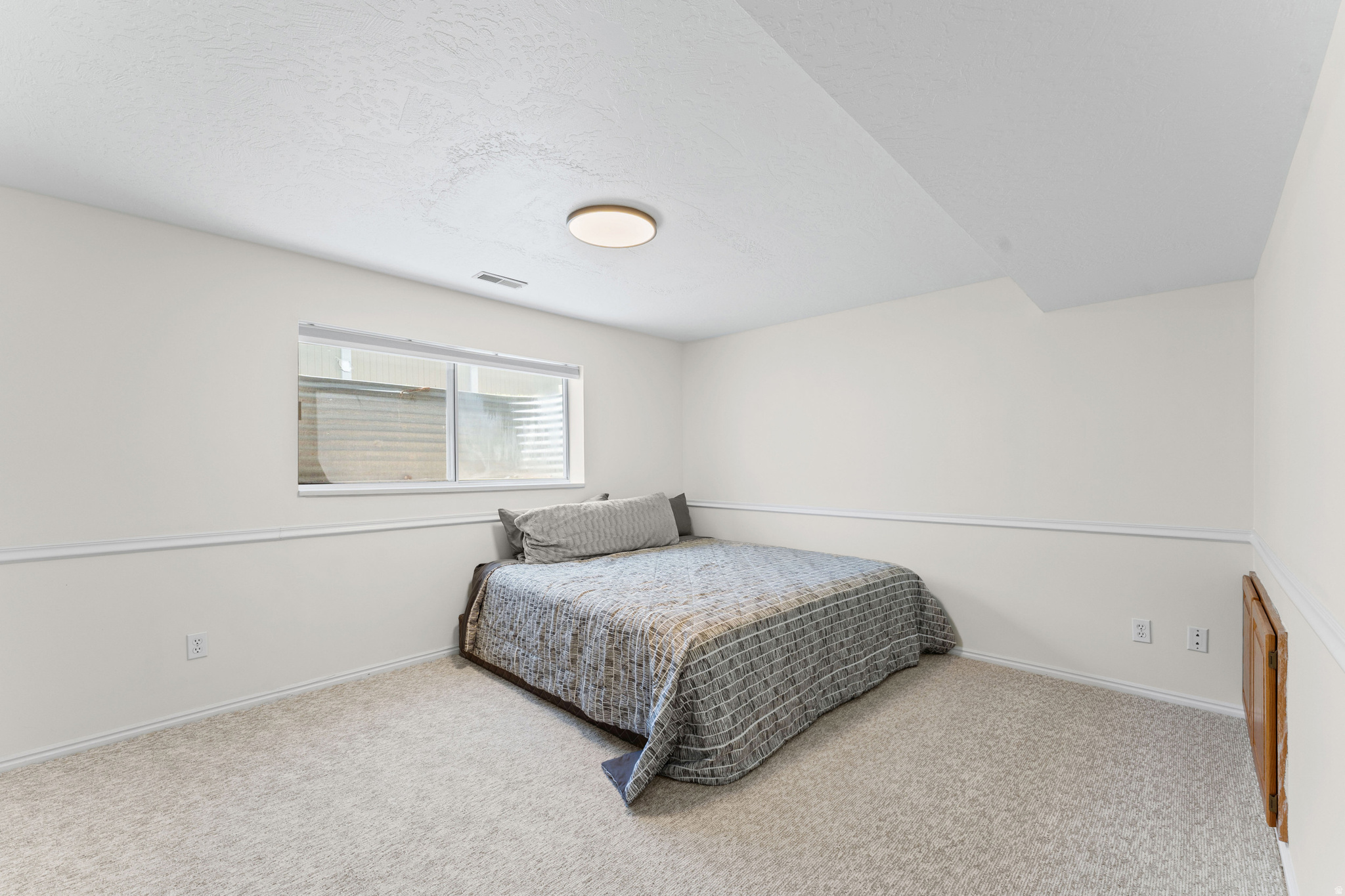 LENMOOR COUNTRY ESTA - Residential