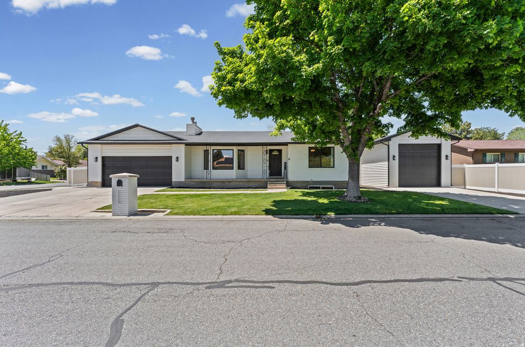 Photo of 9712 S STONEHAVEN ST, South Jordan, UT 84009 (MLS # 2156568)