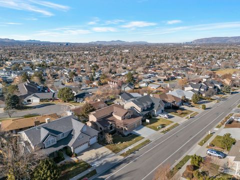 Tiny photo for 6958 S HOLLOW MILL DR, Cottonwood Heights, UT 84121 (MLS # 2126196)