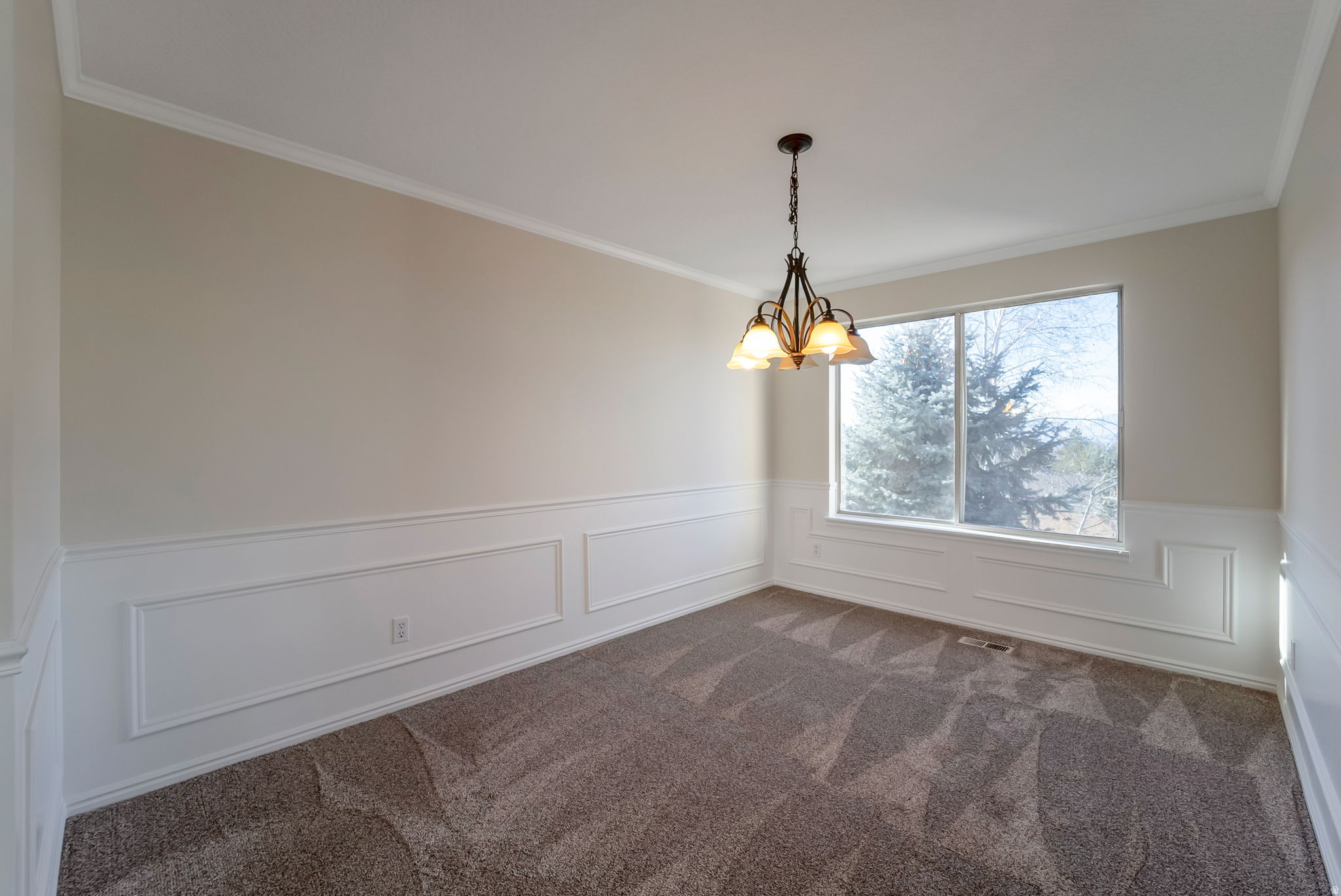 MILL HOLLOW - Residential