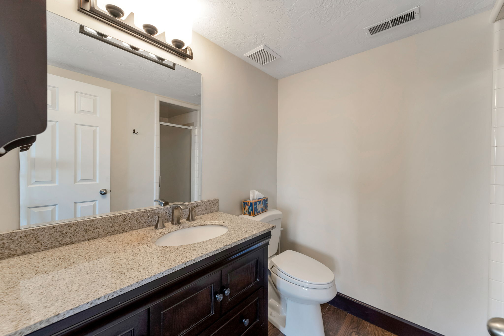 MILL HOLLOW - Residential