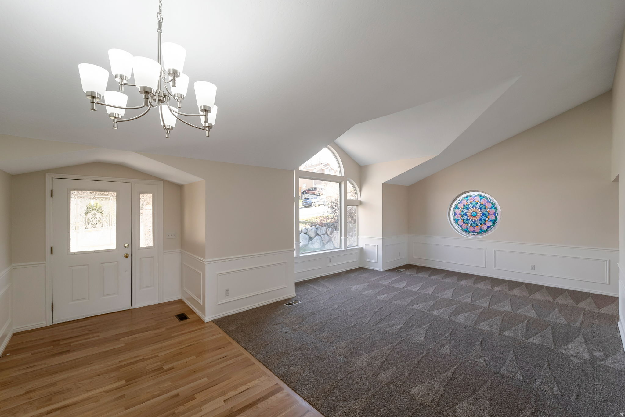 MILL HOLLOW - Residential