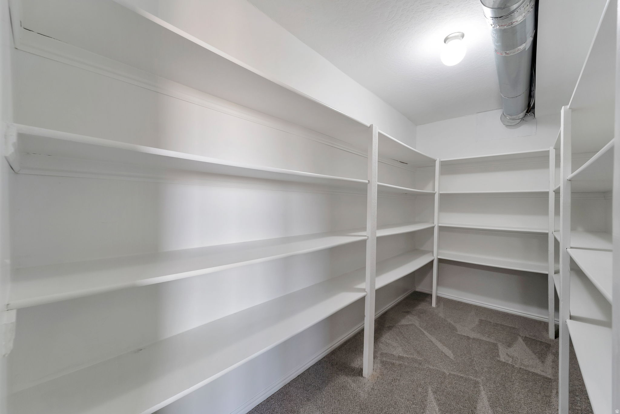 MILL HOLLOW - Residential