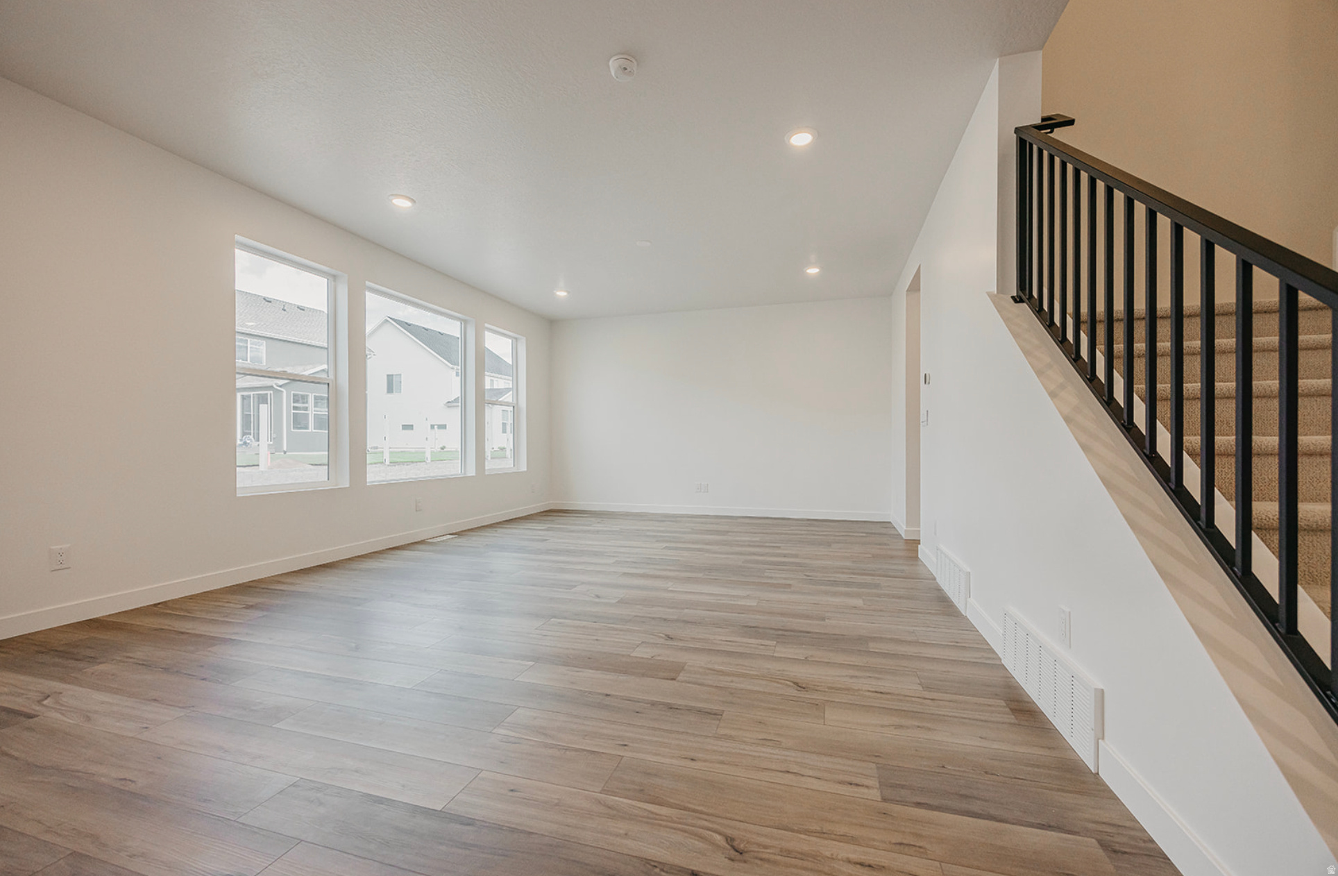 FIREFLY - Residential