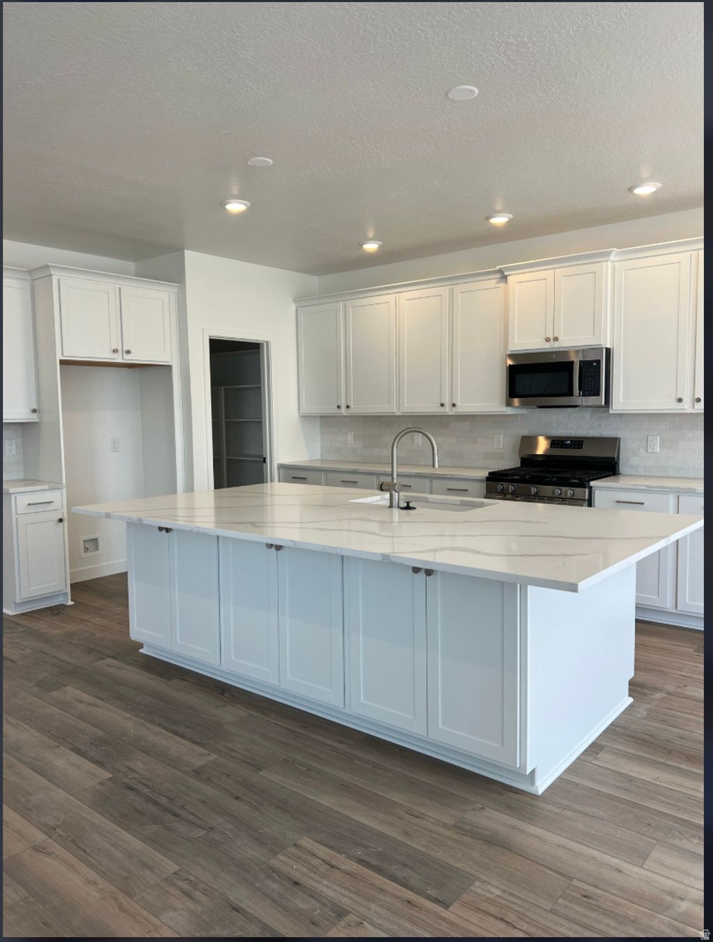 Photo of 3033 N SUMMER WOOD DR #646, Eagle Mountain, UT 84005 (MLS # 2144825)