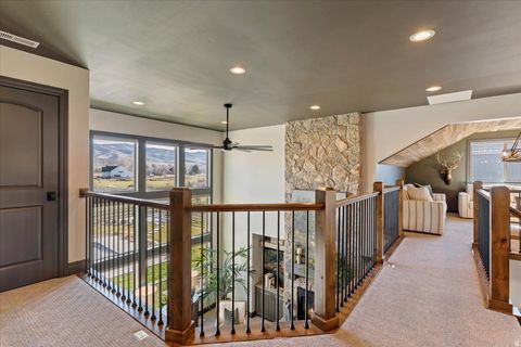 Tiny photo for 560 S 8600 E, Huntsville, UT 84317 (MLS # 2134390)