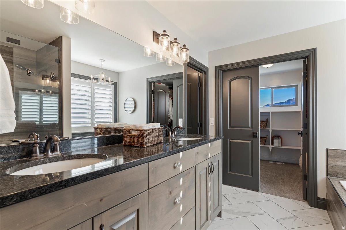 EAST LAKE MEADOWS SU - Residential