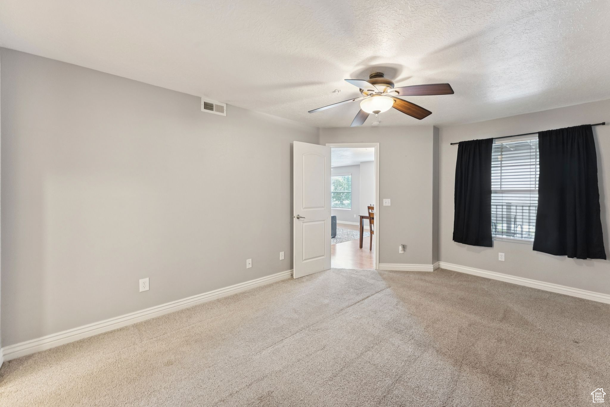 DAYBREAK - Residential