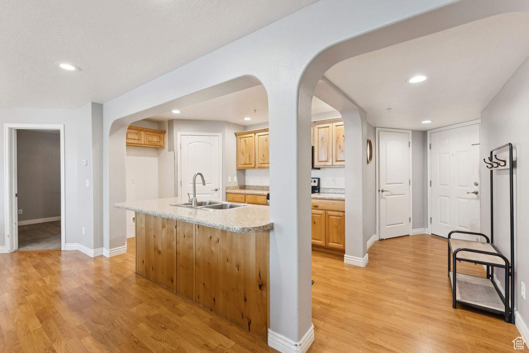 DAYBREAK - Residential