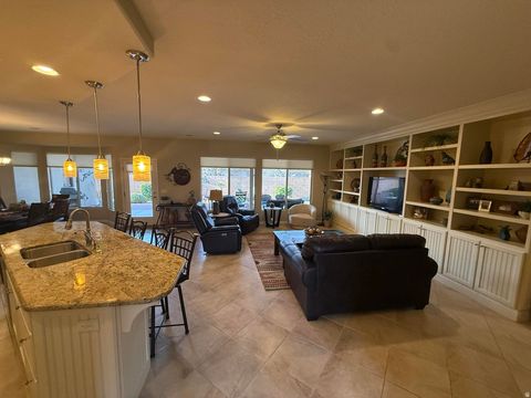 Tiny photo for 1432 W MORANE MANOR DR, Saint George, UT 84790 (MLS # 2132735)