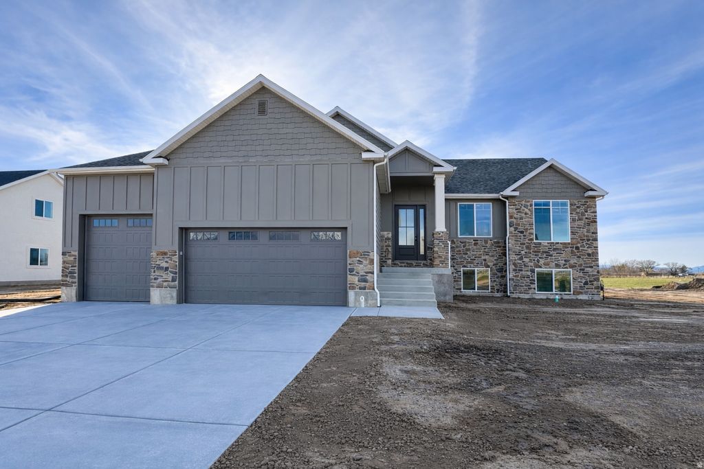 Photo of 2057 S 4520 W, Taylor, UT 84401 (MLS # 2142773)