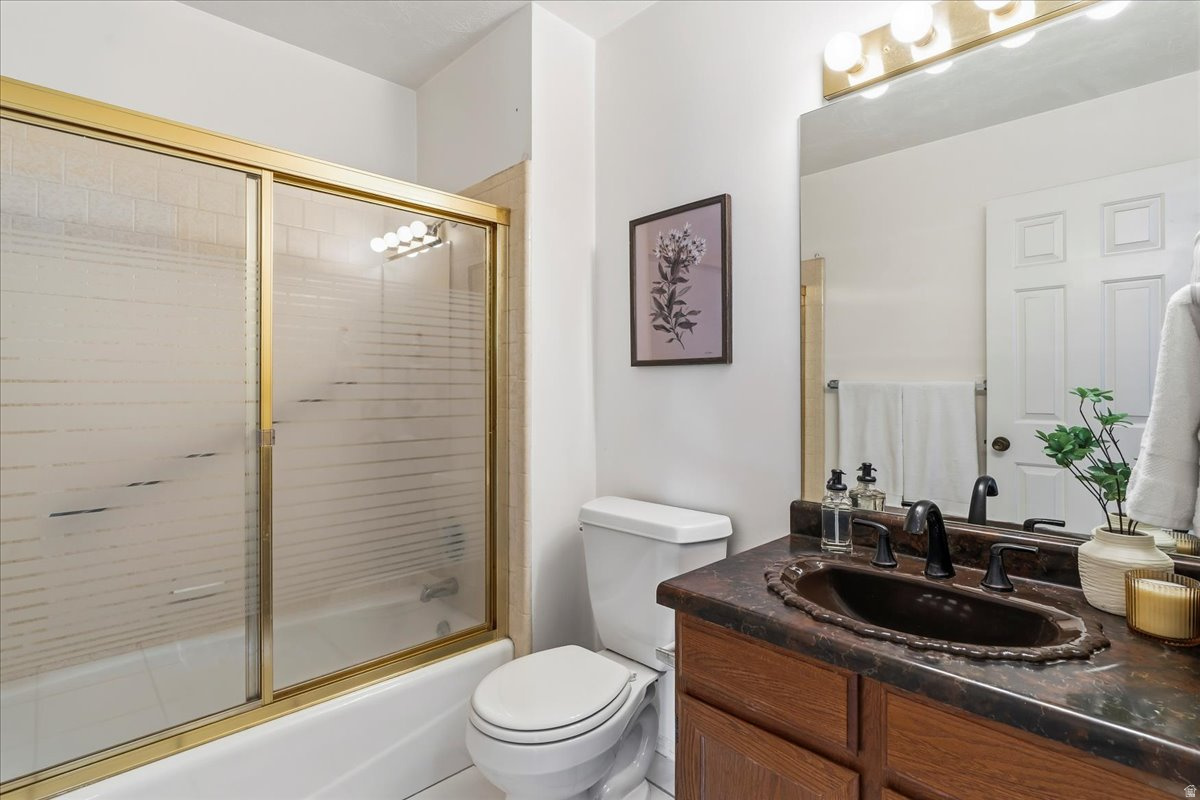 STONE HOLLOW - Residential