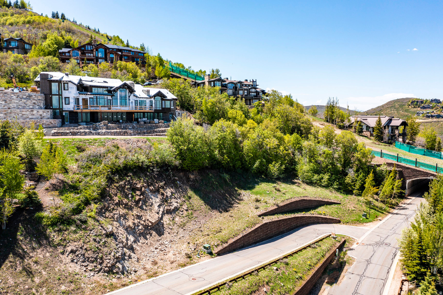 DEER CREST ESTATES - Land