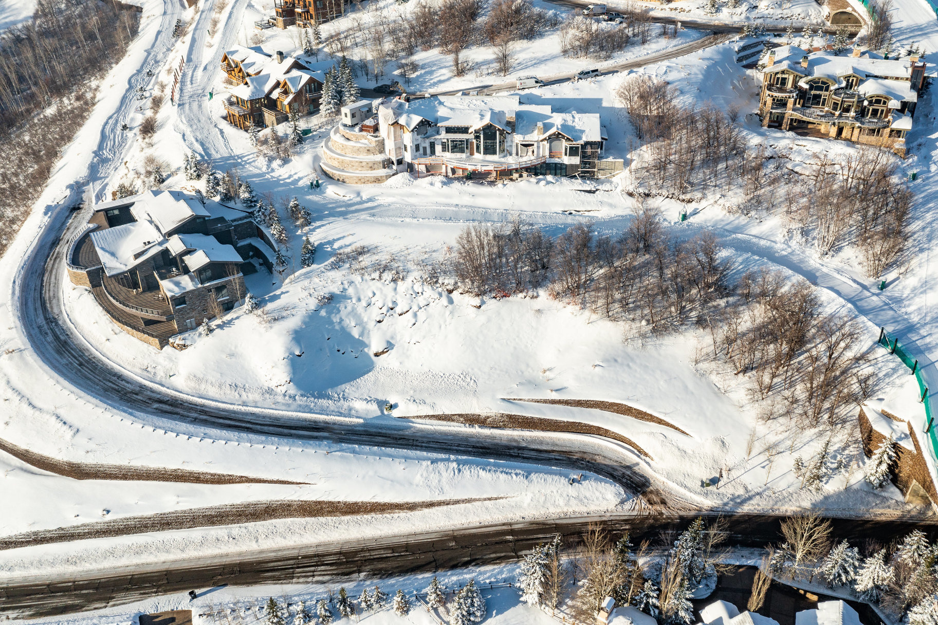 DEER CREST ESTATES - Land