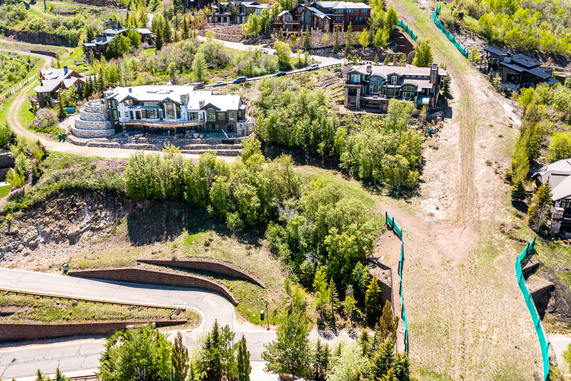 DEER CREST ESTATES - Land