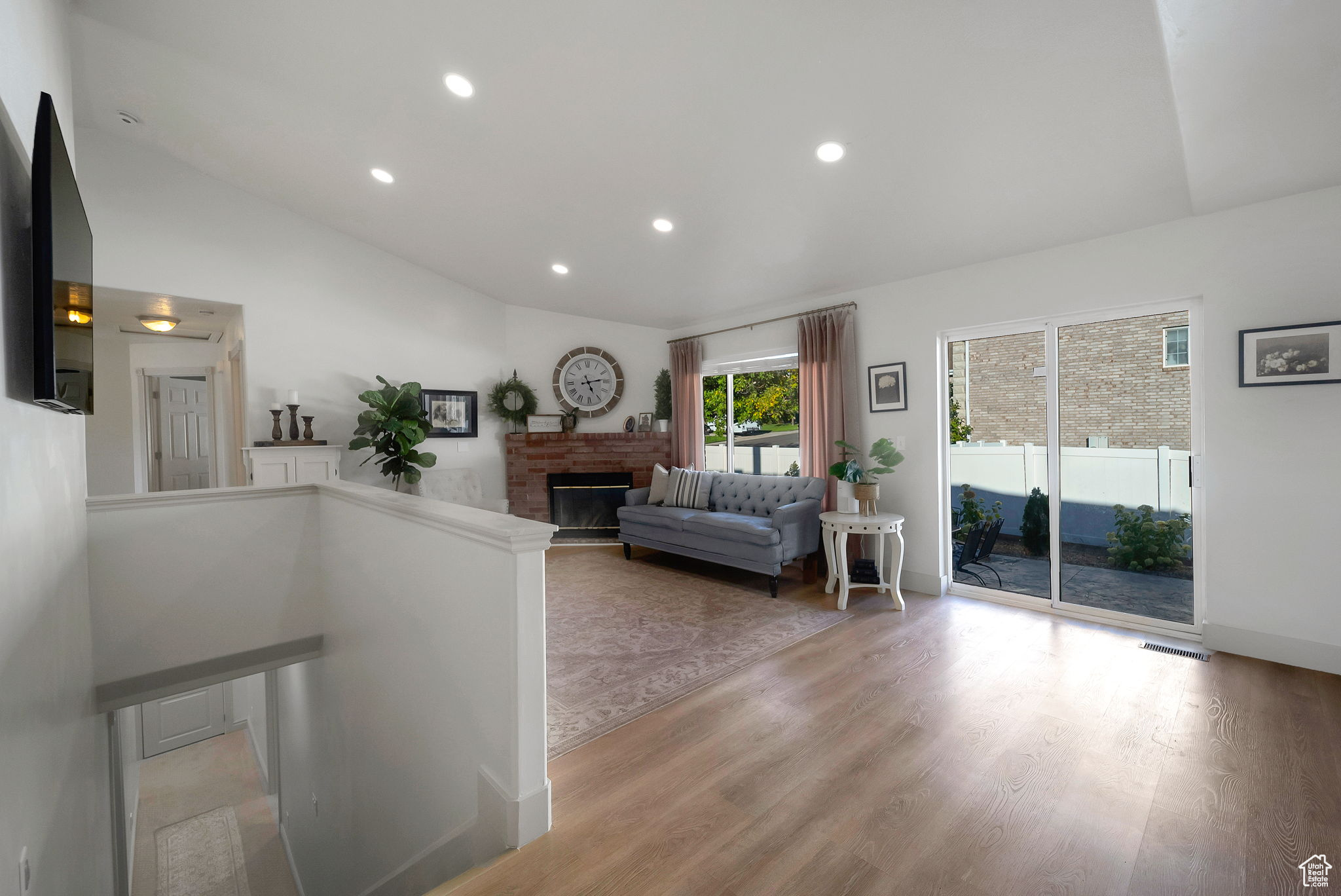 CANYON COVE - Residential