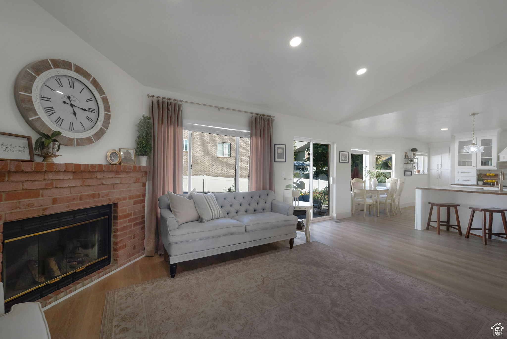 CANYON COVE - Residential