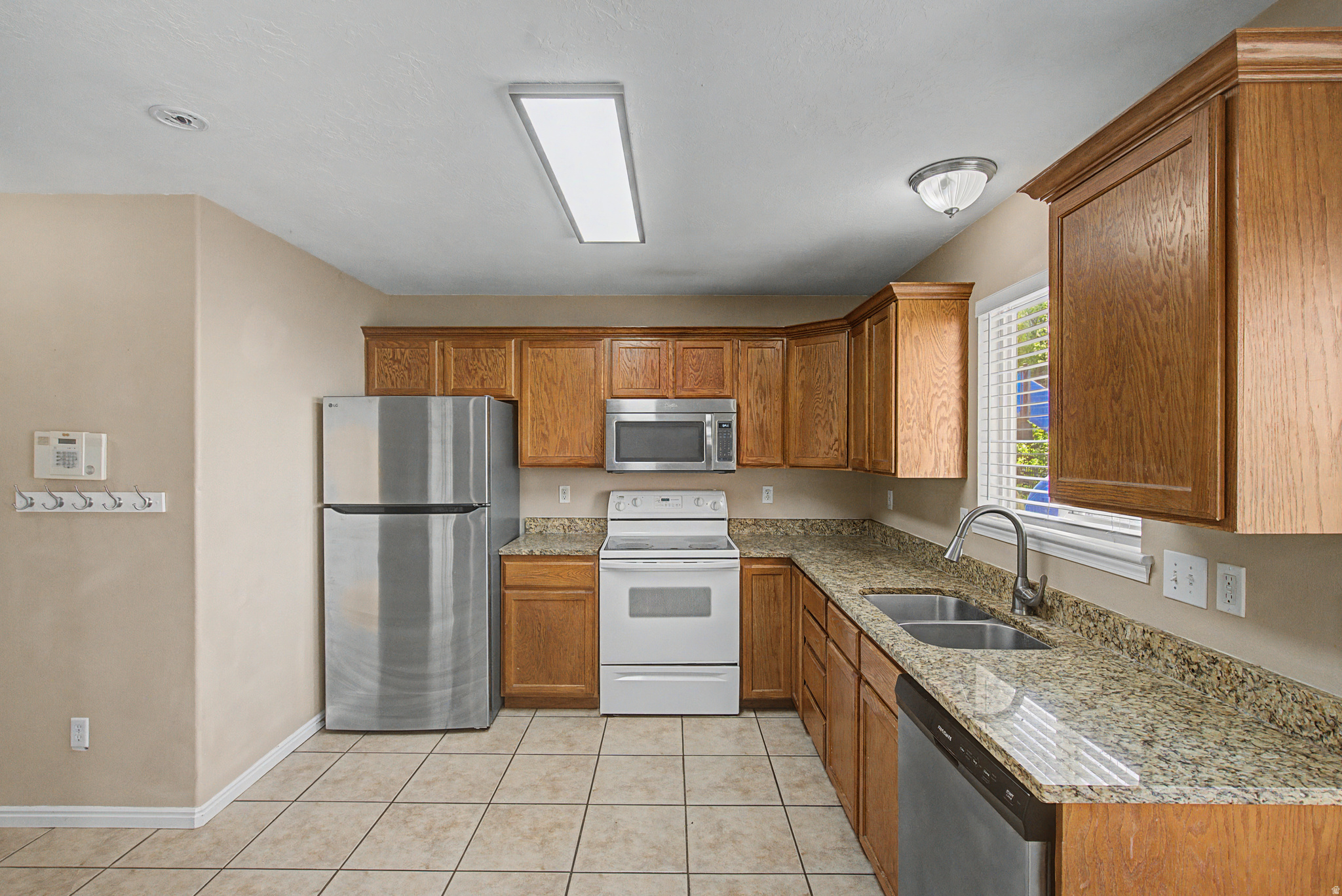 THE CEDARS AT CEDAR HILLS PRD - Residential